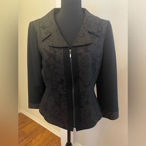 Tahari 8 blazer